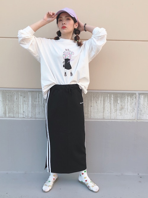 マツミ 相互フォロー ライトオン Converseのスカートを使ったコーディネート Wear