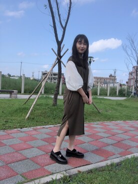 「niko and...（ニコアンド）のオリジナル厚底コンビローファー（ローファー、ブラック系）」を使った、Minさん（レディース・162cm）の秋コーディネート