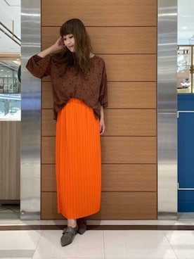 「アイテム（スカート、オレンジ系）」を使った、アン レクレ/en recreさん（レディース・160cm）の秋コーディネート