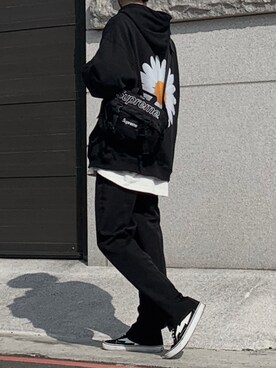 Tim  Liuさんのコーディネート