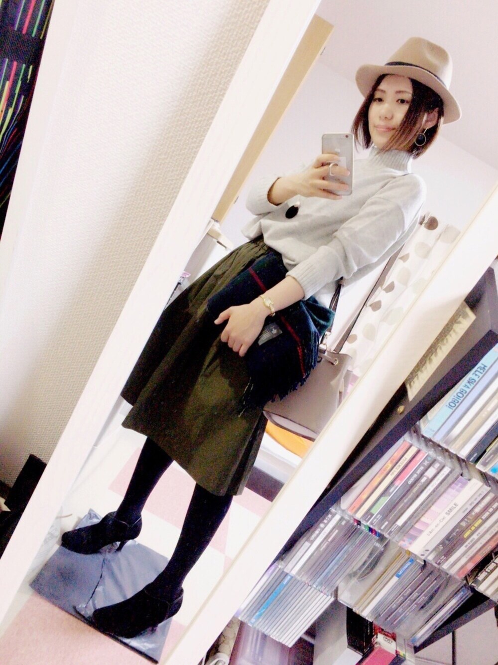「GU、初 まねっこコーデ✨、yunさん」｜「GUのアイテム（ハット、ベージュ系）」を使った、Megumi  Okadaさん（レディース・161cm）の冬コーディネートの1枚目の写真