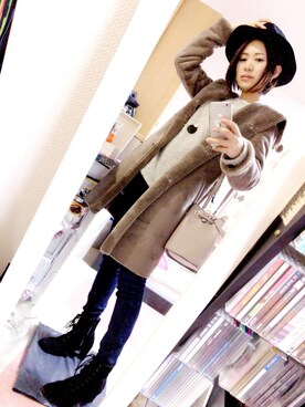 「ハット」｜「アイテム（ムートンコート）」を使った、Megumi  Okadaさん（レディース・161cm）の冬コーディネート