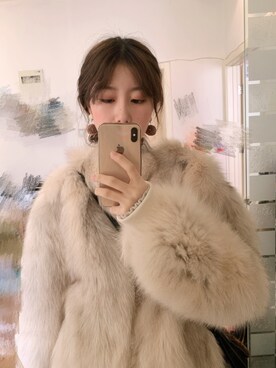 「MJUKA.（ミューカ）のアイテム（ダウンジャケット/コート、ベージュ系）」を使った、宇直少女さん（レディース）の冬コーディネート