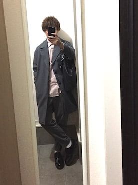 「美容師」｜「アイテム（チェスターコート）」を使った、TAMAさん（メンズ・165cm）の冬コーディネート