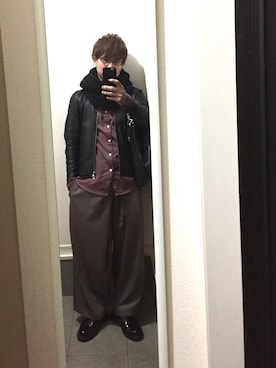 「美容師」｜「アイテム（ライダースジャケット）」を使った、TAMAさん（メンズ・165cm）の春コーディネート