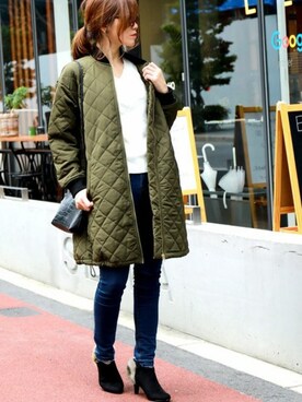 「アイテム（ミリタリージャケット）」を使った、fashionletterさん（レディース・160cm）の秋コーディネート
