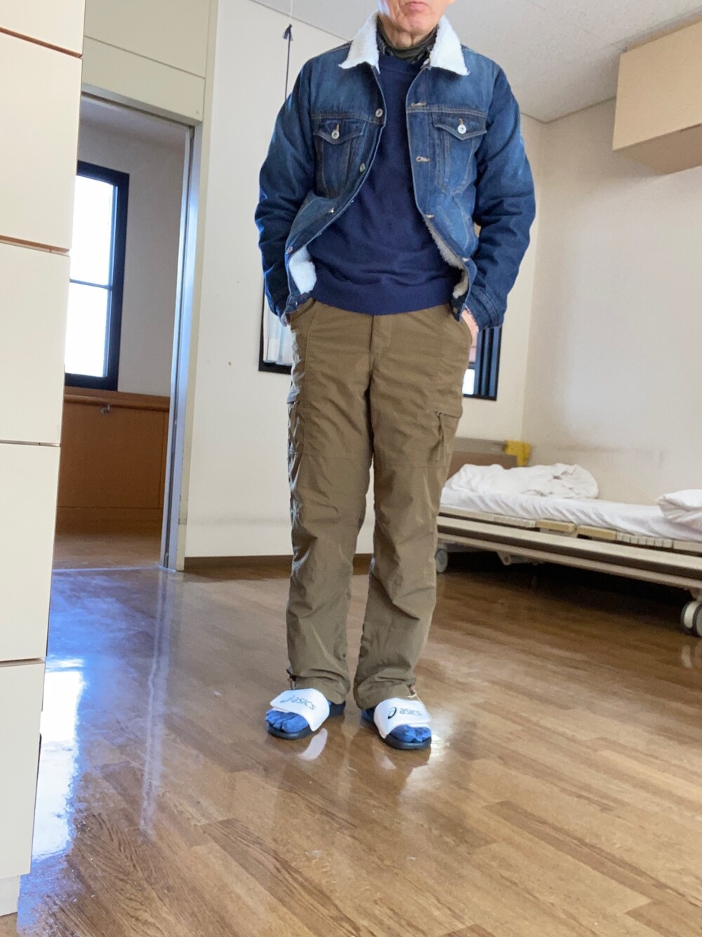 「NYLAUSのアイテム（デニムジャケット、ブルー系）」を使った、F.minoruさん（メンズ・168cm）の秋コーディネートの1枚目の写真