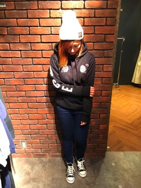 「SpRay（スプレイ）のアイテム（パンツ）」を使った、SpRay 大和郡山さん（レディース・161cm）の秋コーディネート