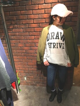 「SpRay（スプレイ）のアイテム（MA-1）」を使った、SpRay 大和郡山さん（レディース・163cm）の冬コーディネート