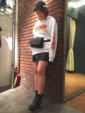 「SpRay（スプレイ）のアイテム（キャップ）」を使った、SpRay 大和郡山さん（レディース・159cm）の冬コーディネート