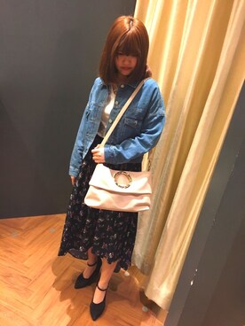 「SpRay（スプレイ）のアイテム（デニムジャケット）」を使った、SpRay 大和郡山さん（レディース・163cm）の冬コーディネート