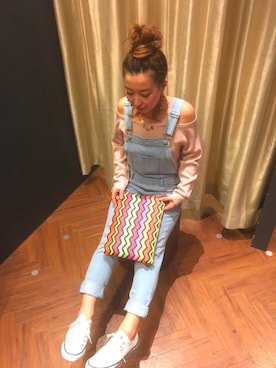 「SpRay（スプレイ）のアイテム（オールインワン・サロペット）」を使った、SpRay 大和郡山さん（レディース・152cm）の春コーディネート