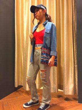 「SpRay（スプレイ）のアイテム（キャップ）」を使った、SpRay 大和郡山さん（レディース・151cm）の春コーディネート