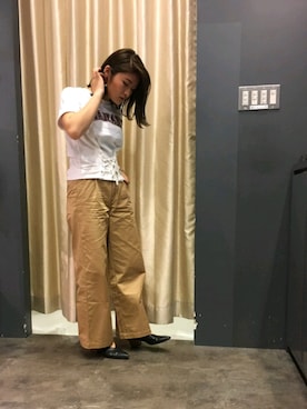 「SpRay（スプレイ）のアイテム（パンツ）」を使った、SpRay 大和郡山さん（レディース・158cm）の春コーディネート