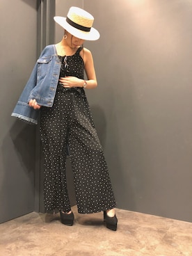 「SpRay（スプレイ）のアイテム（オールインワン・サロペット）」を使った、SpRay 大和郡山さん（レディース・155cm）の春コーディネート