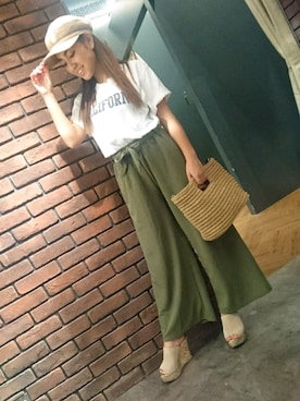 「SpRay（スプレイ）のアイテム（パンツ）」を使った、SpRay 大和郡山さん（レディース・153cm）の春コーディネート