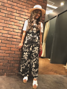 「SpRay（スプレイ）のアイテム（つなぎ/オールインワン）」を使った、SpRay 大和郡山さん（レディース・155cm）の夏コーディネート