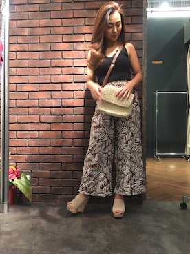 「SpRay（スプレイ）のアイテム（パンツ）」を使った、SpRay 大和郡山さん（レディース・153cm）の夏コーディネート