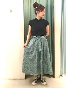 「アイテム（ヘアピン）」を使った、hazuki yoshizawaさん（レディース・166cm）の夏コーディネート