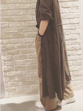 「earth music&ecology（アースミュージックアンドエコロジー）のアイテム（チノパンツ）」を使った、yoshimeさん（レディース・158cm）の夏コーディネート