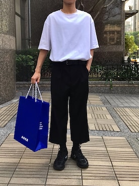 「ADER error（アーダーエラー）のアイテム（バッグ）」を使った、尹珉燦윤민찬(ユン ミンチャン)さん（メンズ・176cm）の春コーディネート