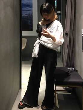 𝓜𝒪𝒩ℰさんのコーディネート