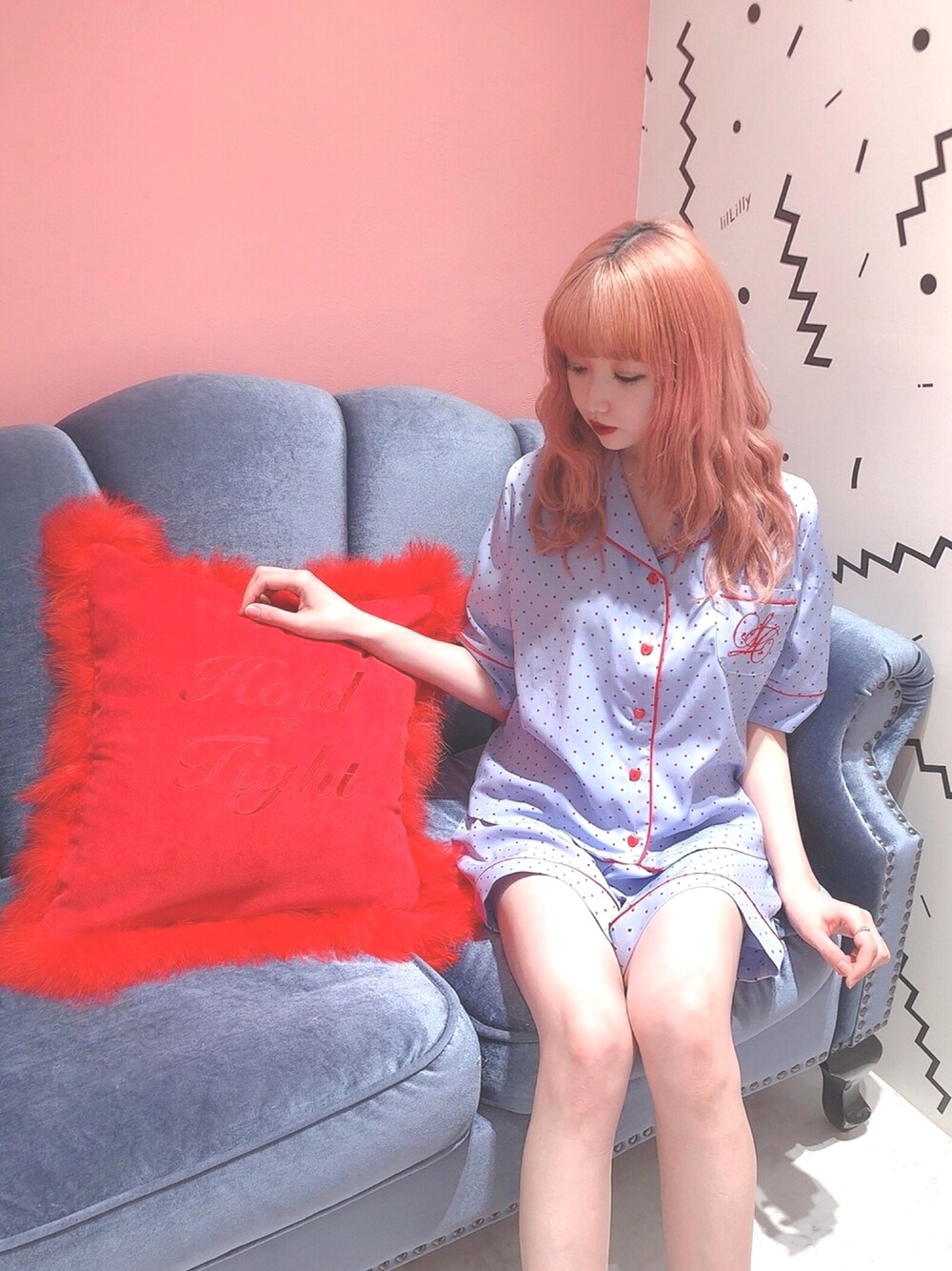 「lilLilly、リルリリー、LILICIOUS、リリシャス、ルームウェア、セットアップ、ハート、ハート柄、ブルー、レッド」｜「LILICIOUSのハートドットパジャマ（ルームウェア/パジャマ、ブルー系）」を使った、𝒮𝒶𝓎𝒶𝓀𝒶さん（レディース・154cm）の春コーディネートの1枚目の写真