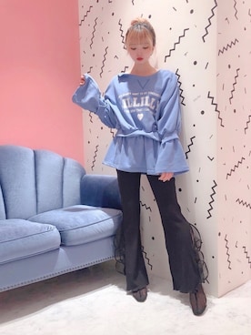 「ブルー」｜「アイテム（スウェット）」を使った、𝒮𝒶𝓎𝒶𝓀𝒶さん（レディース・154cm）の秋コーディネート