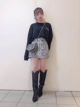 「グリッター」｜「アイテム（Tシャツ/カットソー）」を使った、𝒮𝒶𝓎𝒶𝓀𝒶さん（レディース・154cm）の秋コーディネート