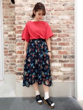 「VERSACE（ヴェルサーチ）のアイテム（アナログ腕時計）」を使った、yuka LOWRYS FARM吉祥寺さん（レディース・153cm）の春コーディネート
