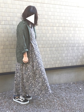 「サロペットスカート」｜「アイテム（ブルゾン）」を使った、chisa…さん（レディース・147cm）の秋コーディネート