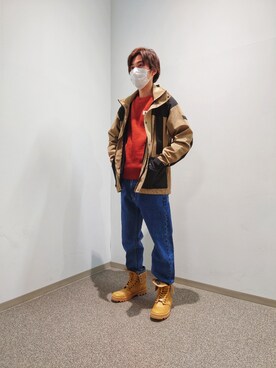 「AVIREX（アヴィレックス）のアイテム（マウンテンパーカー）」を使った、浩樹さん（メンズ・172cm）の冬コーディネート