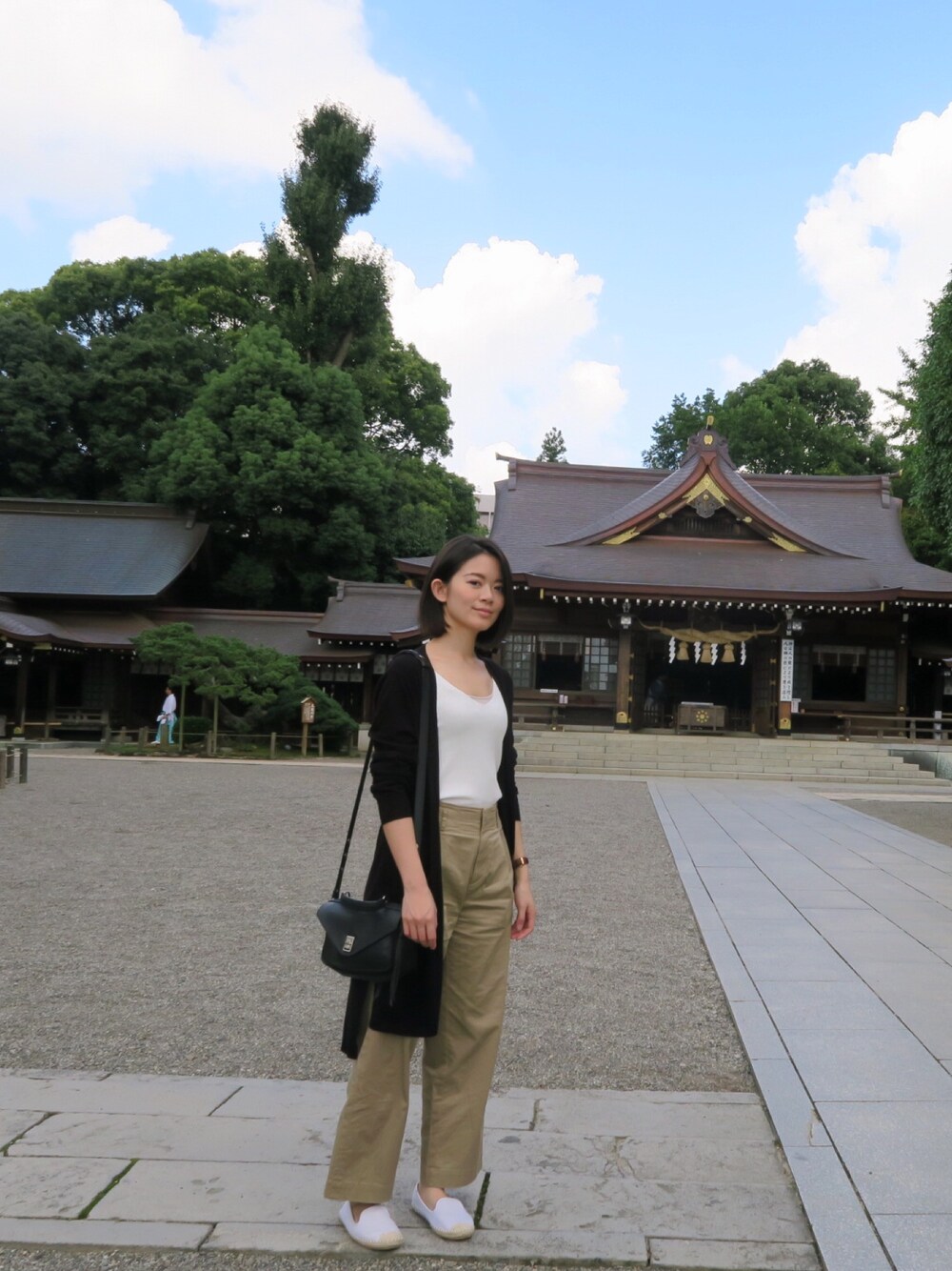 「fall、streetstyle、寬褲、UNIQLO、EMODA、針織外套、ootd」｜「UNIQLOのアイテム（その他パンツ、ベージュ系）」を使った、heymeiさん（レディース・165cm）の冬コーディネートの1枚目の写真