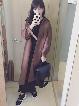「Taiwan」｜「アイテム（ステンカラーコート）」を使った、Winnie C 🇹🇼さん（レディース・163cm）の秋コーディネート