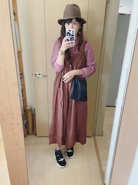 「Taiwan」｜「アイテム（サロペット/オーバーオール）」を使った、Winnie C 🇹🇼さん（レディース・163cm）の春コーディネート