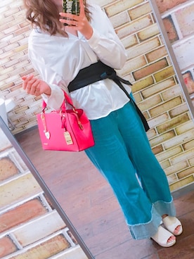 「Heather（ヘザー）のアイテム（デニムパンツ、ブルー系）」を使った、하서윤さん（レディース・164cm）の春コーディネート