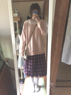 「ひざ丈スカート」｜「アイテム（スウェット）」を使った、なはるかさん（レディース・168cm）の春コーディネート