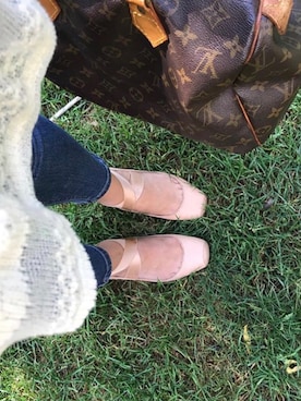 「LOFT（-）のアイテム（パンツ）」を使った、The Daily Posh さん（レディース・150cm）の冬コーディネート