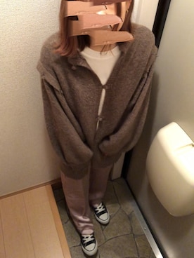「Kastane（カスタネ）のレイヤード風2WAYダメージニット（ニット/セーター、ブラウン系）」を使った、eriさん（レディース・160cm）の冬コーディネート