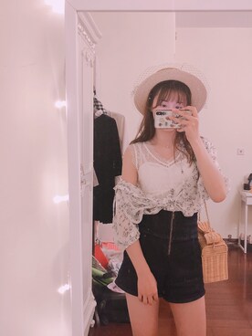 sookie胡大蔚さんのコーディネート