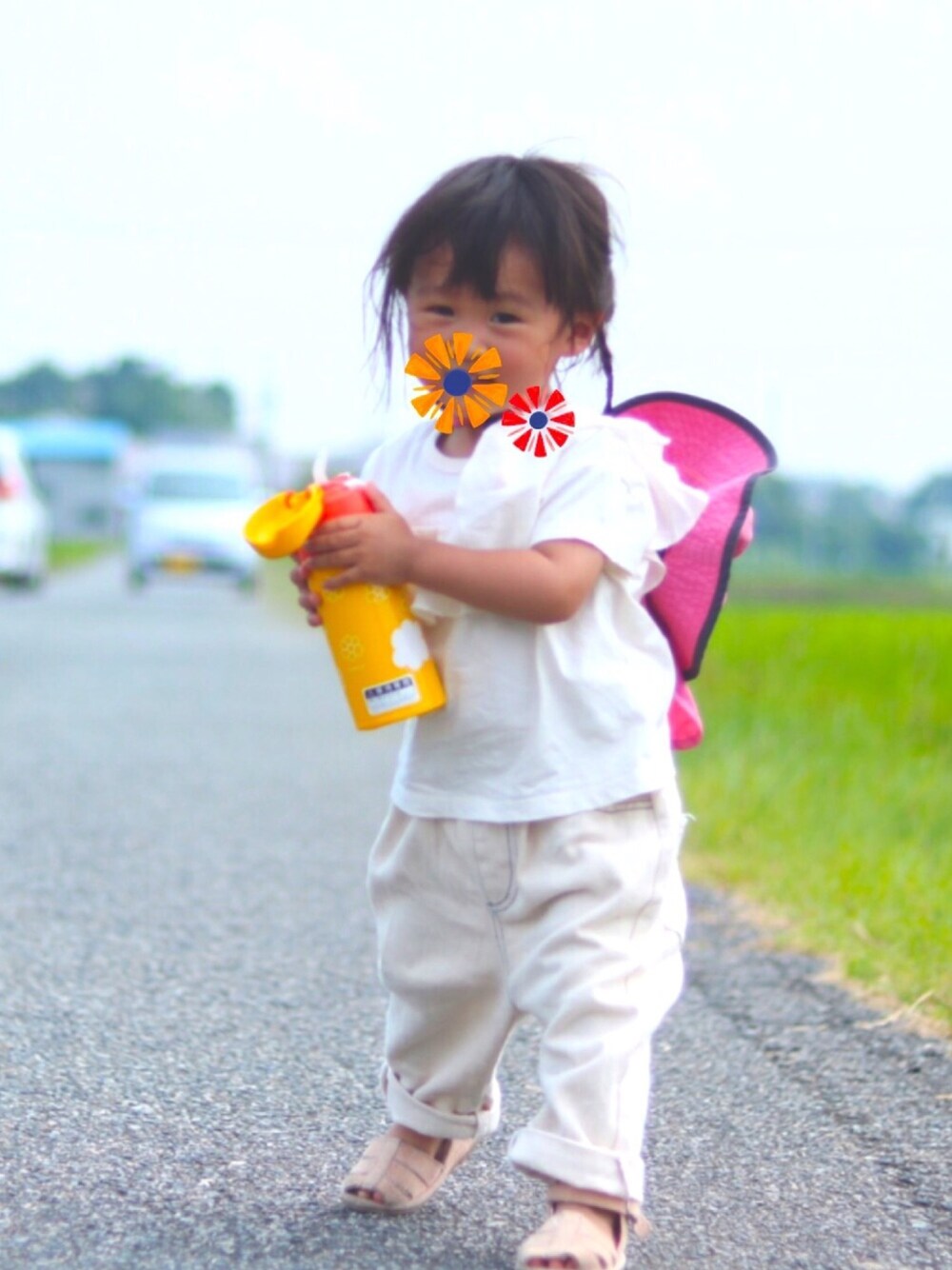 「韓国こども服のアイテム（デニムパンツ、ホワイト系）」を使った、hmrさん（キッズ・70cm）の夏コーディネートの1枚目の写真