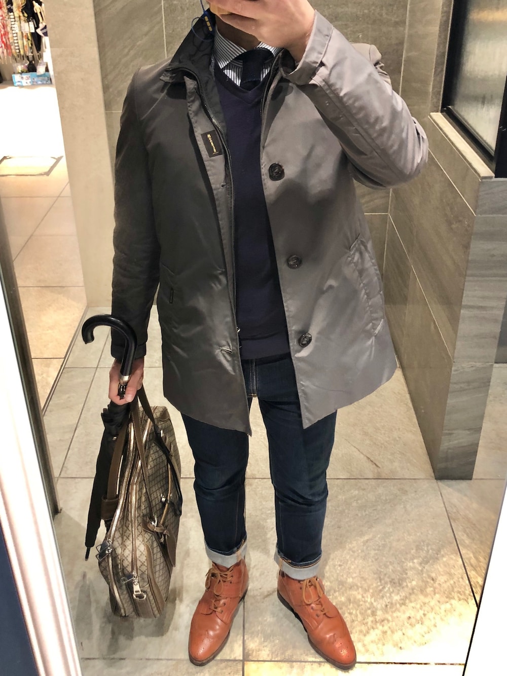 「秋冬コーデ、タイドアップ、スキニーデニム、MOORER、johnsmedley、Nudie jeans、tricker's、GUCCI」｜「MOORERのアイテム（ナイロンジャケット、グレー系）」を使った、Hayakeeeenさん（メンズ・163cm）の秋コーディネートの1枚目の写真