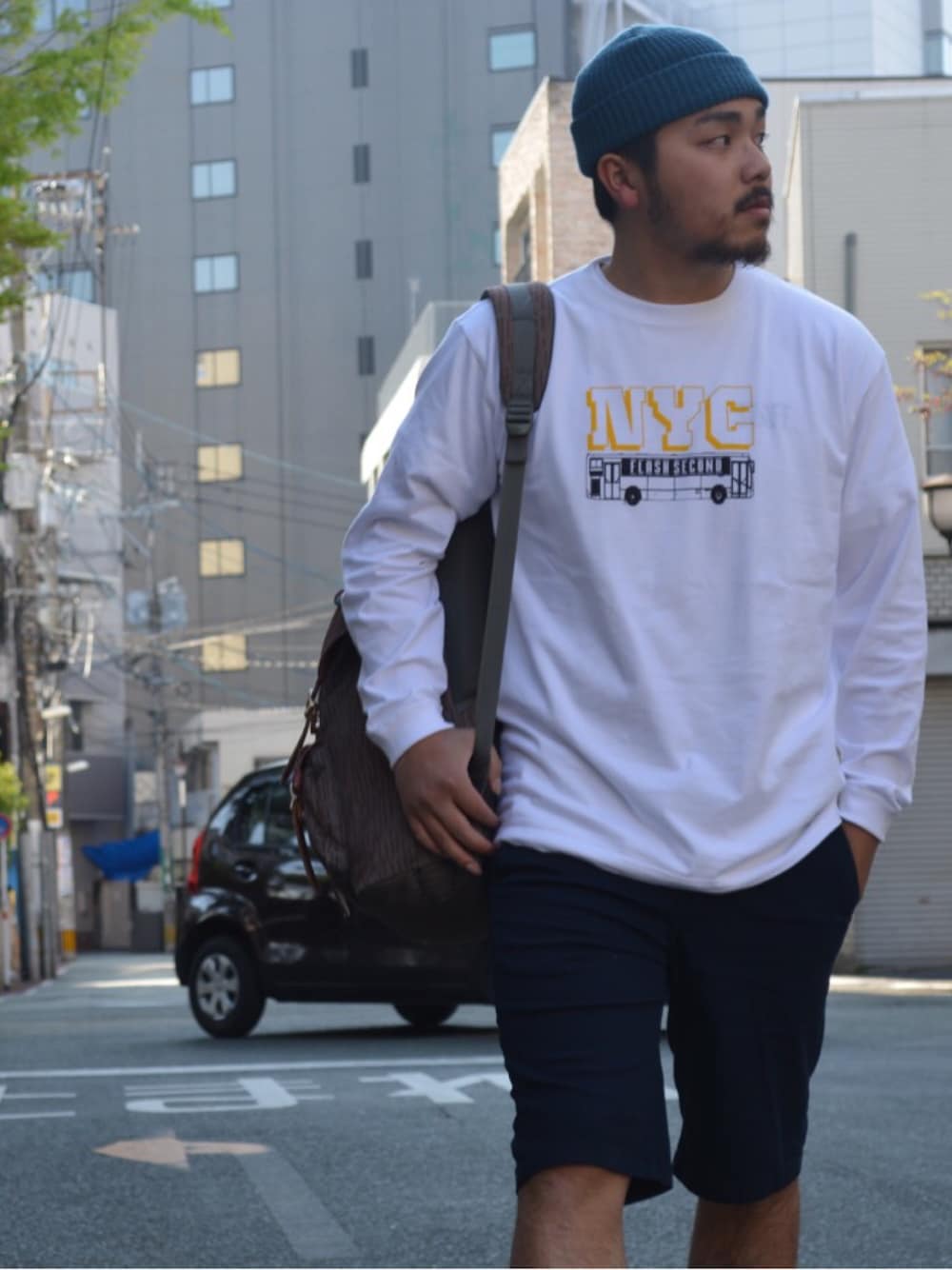 「Herschel Supplyのアイテム（バックパック/リュック、グリーン系）」を使った、S.K さん（メンズ・177cm）の春コーディネートの1枚目の写真