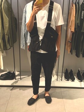 「TOMS（トムス）のアイテム（スリッポン）」を使った、chiseieasily__さん（メンズ・181cm）の夏コーディネート