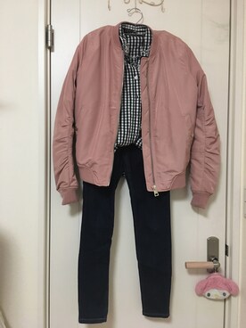 「stradivarius（ストラディバリウス）のアイテム（MA-1）」を使った、nanaさん（レディース・151cm）の冬コーディネート