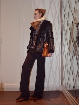 「JOSEPH ABBOUD（ジョセフアブード）のアイテム（パンツ）」を使った、venusucker さん（レディース・168cm）の冬コーディネート
