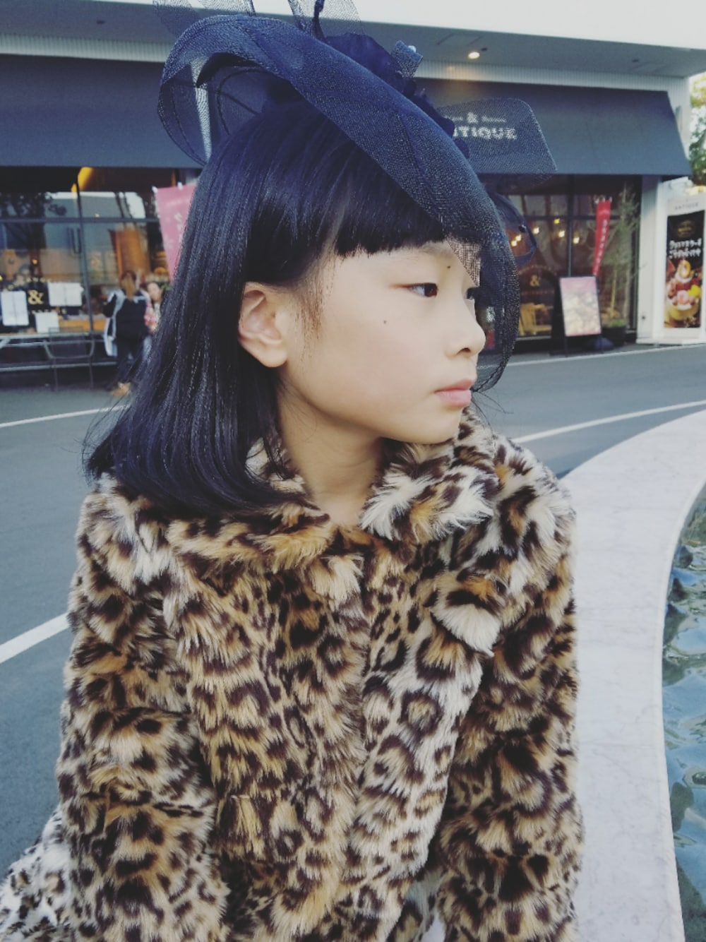 「キッズコーデ、ヘッドドレス、レオパード」｜「ZARAのアイテム（その他アウター、その他）」を使った、nekoさん（キッズ・125cm）の冬コーディネートの1枚目の写真