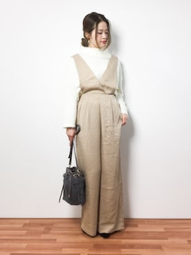 「アイテム（つなぎ/オールインワン、ベージュ系）」を使った、isaさん（レディース・155cm）の冬コーディネート