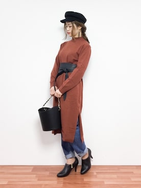 「スリット」｜「アイテム（ブーティ）」を使った、isaさん（レディース・155cm）の冬コーディネート