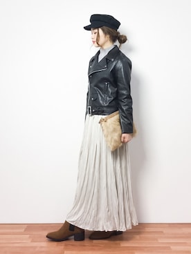 「ファークラッチ」｜「アイテム（ブーツ）」を使った、isaさん（レディース・155cm）の冬コーディネート